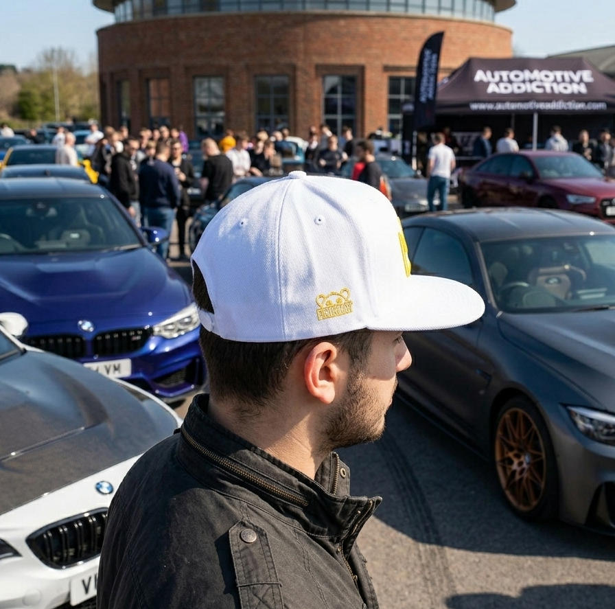 Classic Snapback Hat "Like a King" (Pure White)